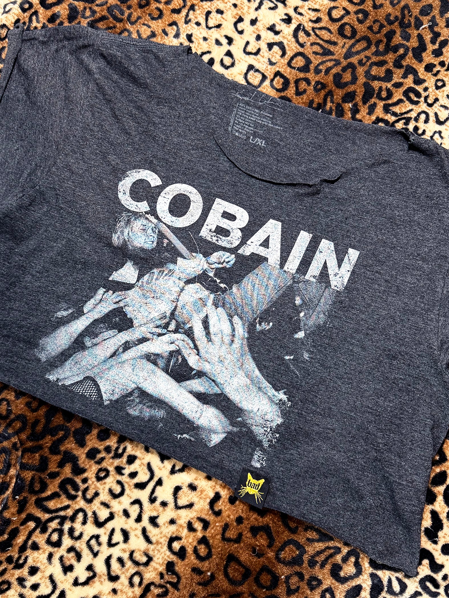 Cobain Crowd Surfing Off-The-Shoulder Crop Top